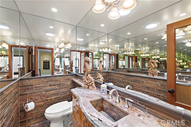 Detail Gallery Image 25 of 39 For 612 Allview Pl, Laguna Beach,  CA 92651 - 3 Beds | 3/1 Baths