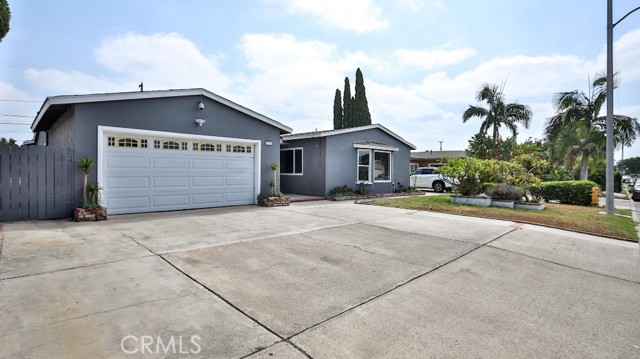 Image 2 for 13232 Rockinghorse Rd, Garden Grove, CA 92843