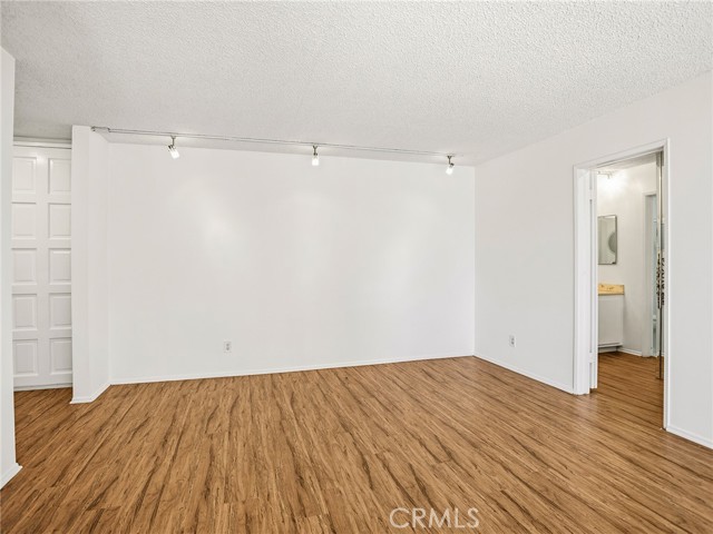 5875 Doverwood Drive, 103 photo 21