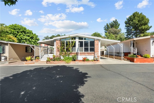 Detail Gallery Image 2 of 28 For 31212 Lakehills Rd #24,  Castaic,  CA 91384 - 3 Beds | 2 Baths