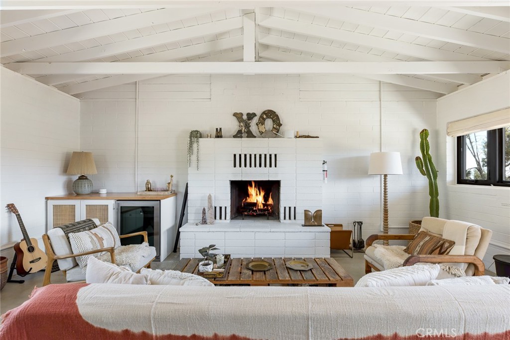 MLS #JT25094741 image #1