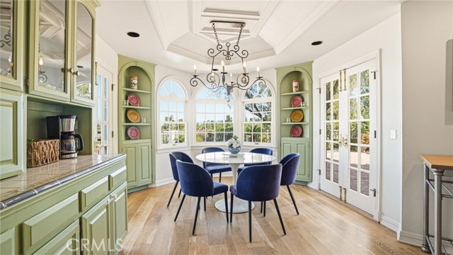 Detail Gallery Image 30 of 74 For 4548 Ellenboro, Woodland Hills,  CA 91364 - 4 Beds | 4/1 Baths