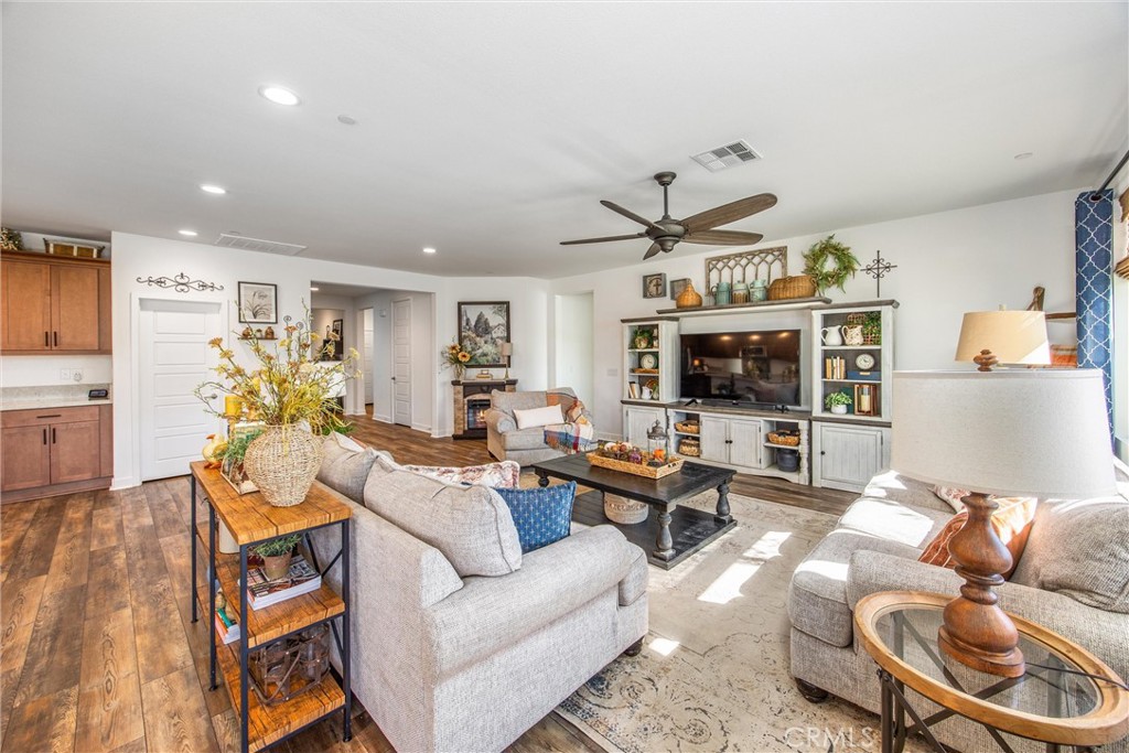 MLS #IG25245044 image #17