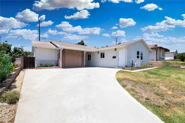 1777 Ash Drive, Monterey Park CA: https://media.crmls.org/medias/5c239fcb-ef9f-4c8f-8005-8c672a16b047.jpg