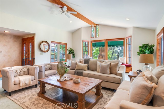 Detail Gallery Image 5 of 34 For 31244 Endymion Way, Redlands,  CA 92373 - 3 Beds | 2 Baths