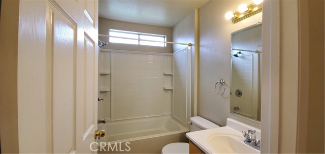 Detail Gallery Image 5 of 10 For 3253 Evelyn Ave, Rosemead,  CA 91770 - 3 Beds | 2 Baths