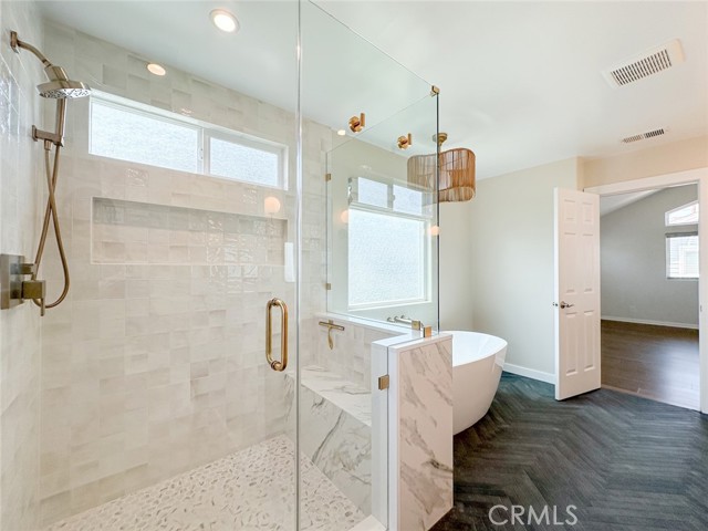 2106 Nelson Avenue, Redondo Beach CA: https://media.crmls.org/medias/5c2544a4-21ad-487e-ad81-121e4d68224f.jpg