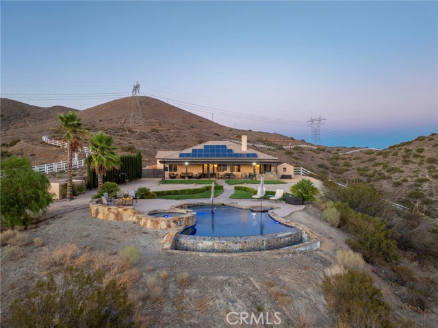34468 Katrina Street, Acton CA: https://media.crmls.org/medias/5c260ddf-a776-47fa-9d4f-155742a75286.jpg