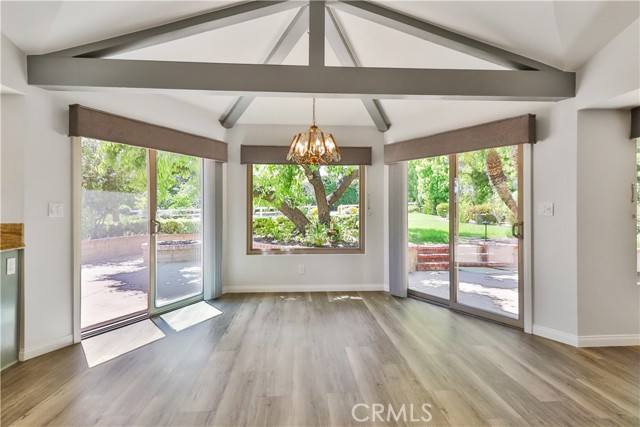 3091 Evelyn Avenue photo 2