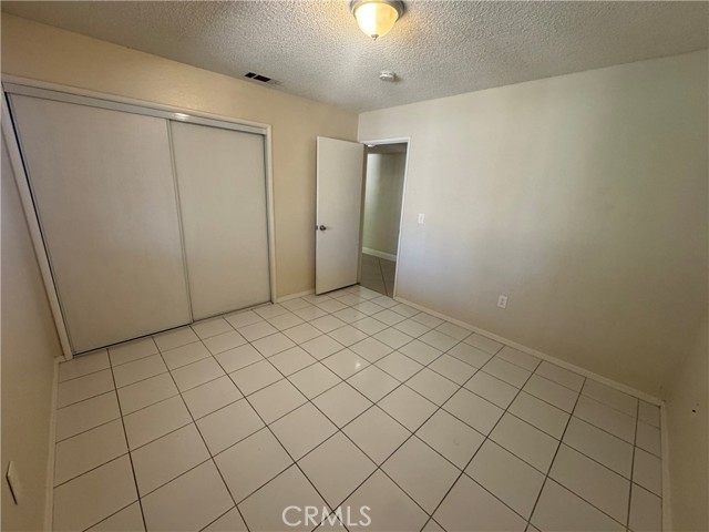 873 Kristin Lane, Hemet CA: https://media.crmls.org/medias/5c270bf9-0661-494d-9178-18dcbe160a61.jpg