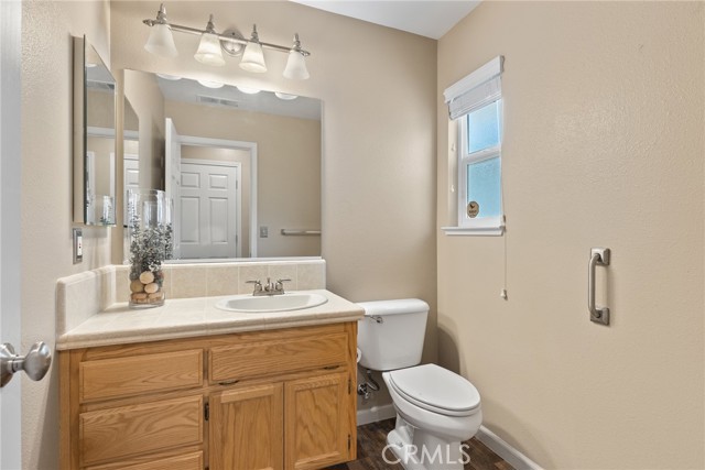 Detail Gallery Image 24 of 37 For 3043 Ceanothus Ave, Chico,  CA 95973 - 4 Beds | 2/1 Baths