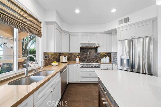 632 Hartwell Court, Altadena CA: https://media.crmls.org/medias/5c2793e4-25b6-4de3-95b5-b6b997cf7da7.jpg