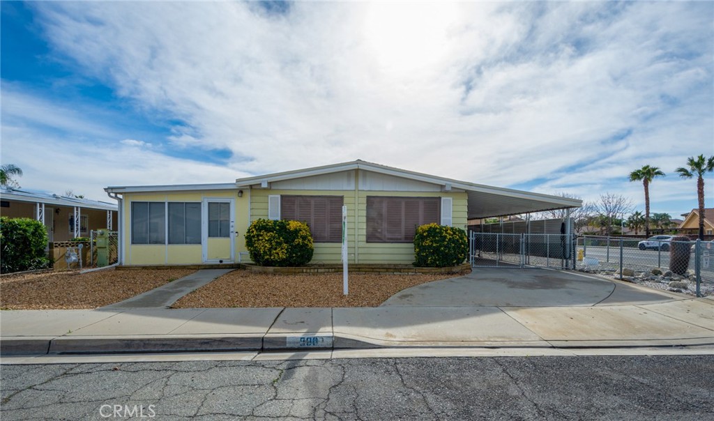 590 Potrero Street, San Jacinto, CA 92582