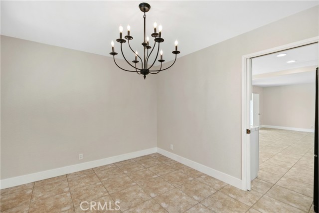 25702 Nugget, Lake Forest CA: https://media.crmls.org/medias/5c285ac1-b5fe-44dc-ae79-4bad203ad05c.jpg