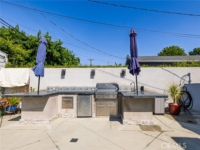 7559 Midfield Avenue, Los Angeles CA: https://media.crmls.org/medias/5c287f65-1b6a-431b-9f56-55c368a38b4b.jpg