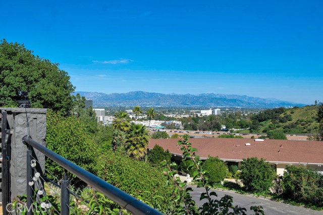 Detail Gallery Image 70 of 72 For 15641 High Knoll Rd, Encino,  CA 91436 - 5 Beds | 4/1 Baths