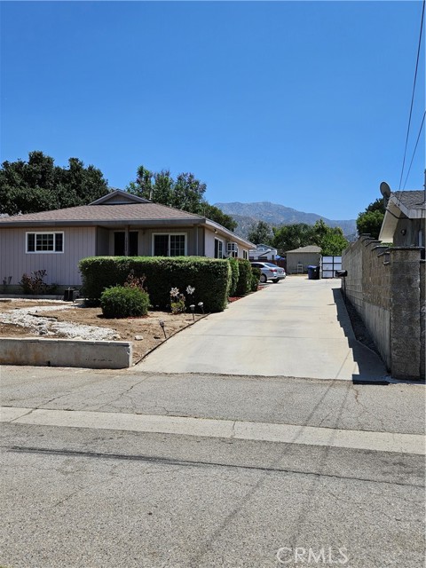 10622 Whitegate Avenue photo 4
