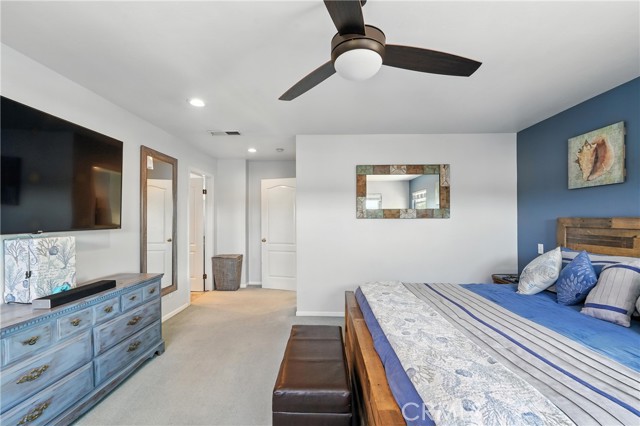 2275 Ximeno Avenue, Long Beach CA: https://media.crmls.org/medias/5c29ce37-03b7-40f4-bb8d-048a82e9d4c2.jpg
