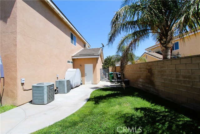 Detail Gallery Image 31 of 34 For 6023 Delaware Park Ct, Corona,  CA 92880 - 4 Beds | 3/1 Baths