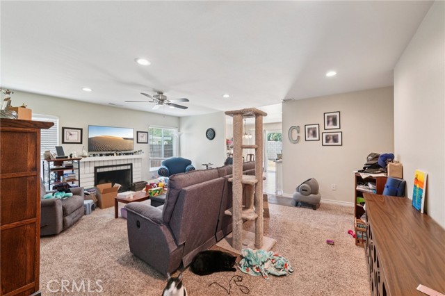 Detail Gallery Image 9 of 33 For 2914 E Firecrest Ct, Ontario,  CA 91761 - 4 Beds | 2 Baths