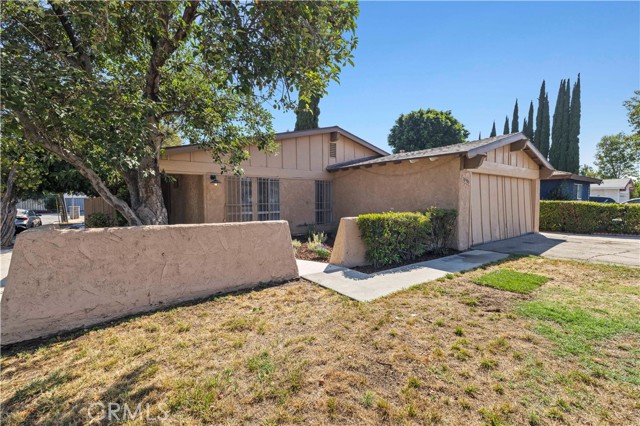 Detail Gallery Image 6 of 55 For 18900 Ledan St, Northridge,  CA 91324 - 4 Beds | 2 Baths