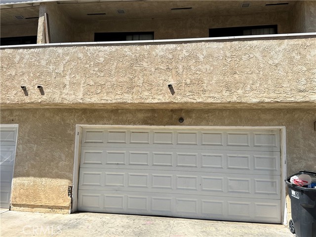 43731 8th E Street, Lancaster CA: https://media.crmls.org/medias/5c2bda93-0afe-4d74-aeeb-7fc94d38e276.jpg
