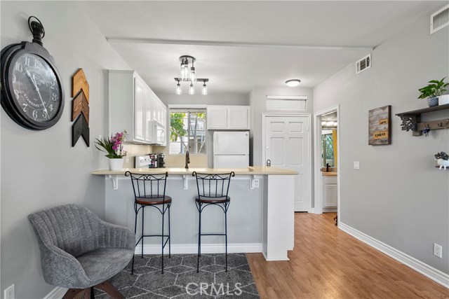 20191 Cape Coral Lane, Huntington Beach CA: https://media.crmls.org/medias/5c2c3a28-e082-438f-b485-bdb776952cff.jpg