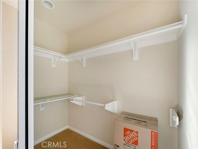 19642 Castle Harbor Court, Apple Valley CA: https://media.crmls.org/medias/5c2c51b7-483f-497e-bfa2-0ccdf77757a0.jpg