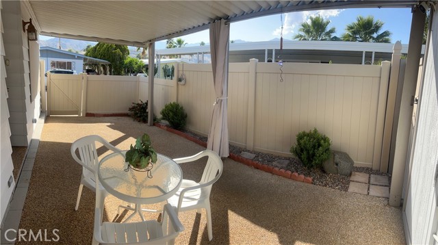 96 Calle De Espacio, Palm Springs CA: https://media.crmls.org/medias/5c2d2a03-7f55-473b-a921-dc8c4d3ceec8.jpg
