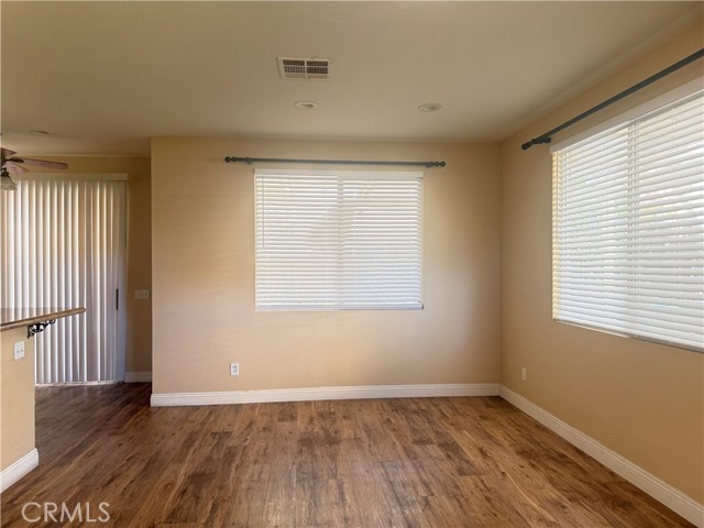 Detail Gallery Image 4 of 15 For 17 Calle De Los Grabados, Rancho Santa Margarita,  CA 92688 - 3 Beds | 2/1 Baths