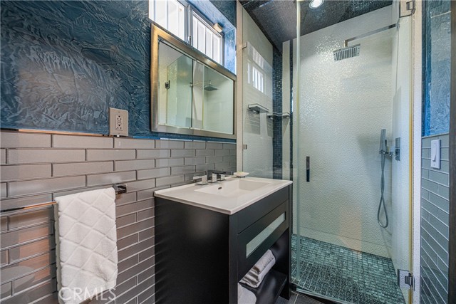 Detail Gallery Image 35 of 57 For 11372 Dona Teresa Dr, Studio City,  CA 91604 - 4 Beds | 4/1 Baths