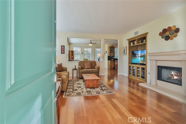 Detail Gallery Image 6 of 45 For 3607 Cascara Ct, Simi Valley,  CA 93065 - 4 Beds | 3 Baths
