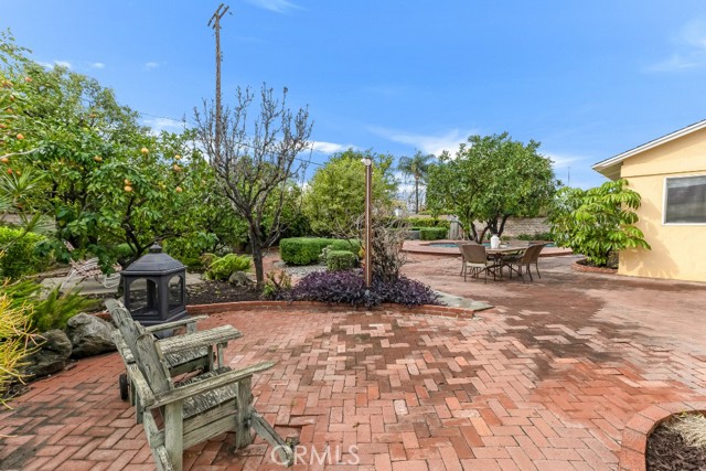 Detail Gallery Image 31 of 42 For 17716 Nordhoff St, Northridge,  CA 91325 - 4 Beds | 2 Baths