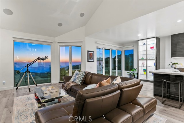 23 Saint Maxime, Laguna Niguel CA: https://media.crmls.org/medias/5c2e9378-6ebd-4a76-941b-981df03fb6e4.jpg