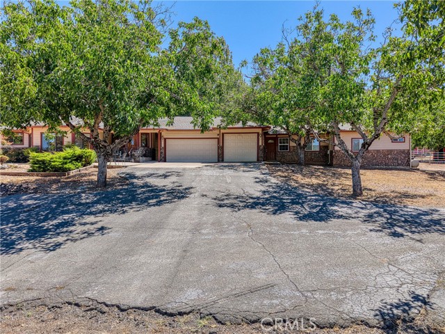8700 Red Hills Road, Kelseyville CA: https://media.crmls.org/medias/5c2ec8d4-d740-40cd-acb8-9d0997f1401f.jpg