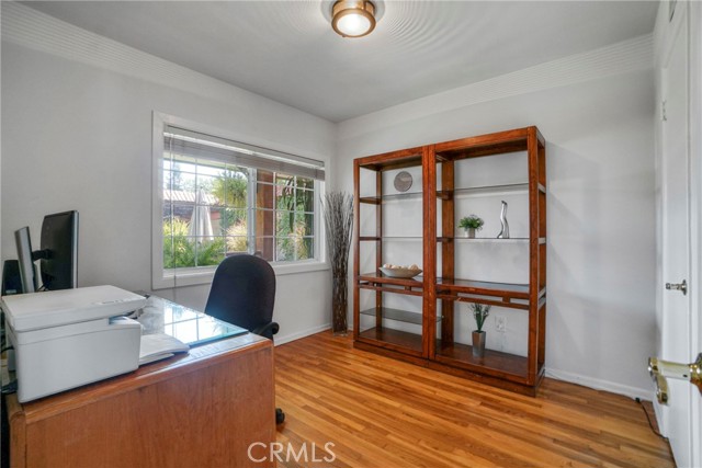 Detail Gallery Image 53 of 59 For 19120 Hartland St, Reseda,  CA 91335 - 5 Beds | 3 Baths