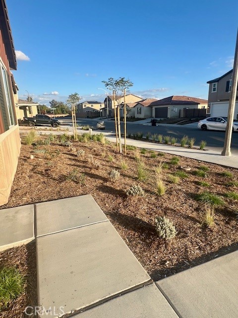 Detail Gallery Image 2 of 18 For 19246 Salamanca, Riverside,  CA 92508 - 3 Beds | 2 Baths