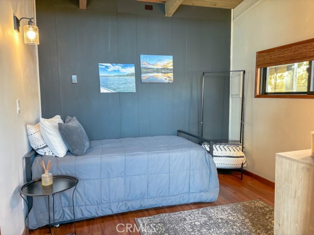 Detail Gallery Image 15 of 24 For 39673 Lake Dr, Big Bear Lake,  CA 92315 - 3 Beds | 2 Baths