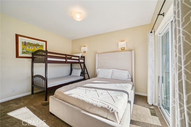 Detail Gallery Image 35 of 56 For 26845 Modoc Ln, Lake Arrowhead,  CA 92352 - 4 Beds | 3/1 Baths