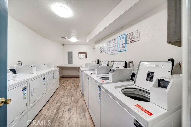 Detail Gallery Image 47 of 65 For 4647 Willis Ave #312,  Sherman Oaks,  CA 91403 - 2 Beds | 2 Baths