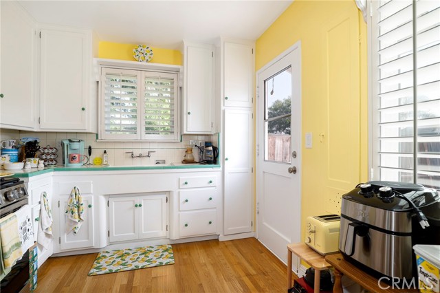 Detail Gallery Image 11 of 25 For 704 Orange Cir, Covina,  CA 91723 - 2 Beds | 1 Baths
