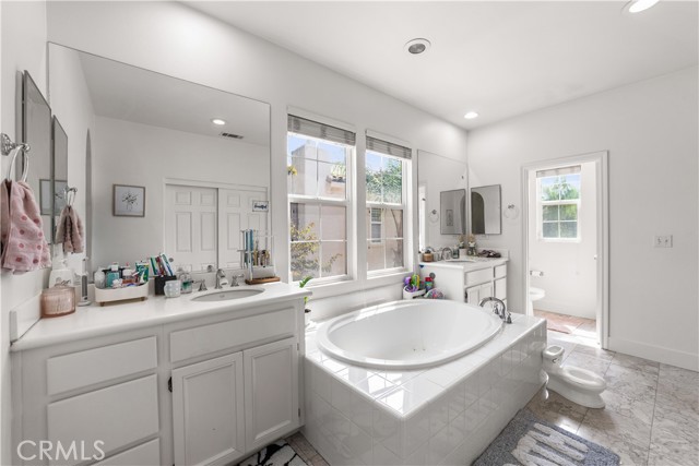 4359 Altivo Lane, Corona CA: https://media.crmls.org/medias/5c324a08-4d9b-48b0-baf3-696f477ffda8.jpg