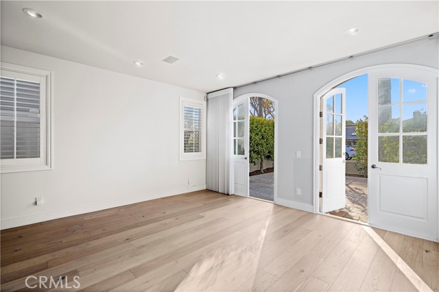 Detail Gallery Image 2 of 24 For 504 Marguerite Ave, Corona Del Mar,  CA 92625 - 3 Beds | 2/1 Baths
