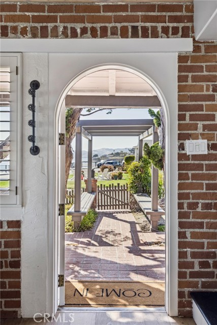Image 4 of 75 For 1780 Ocean Boulevard