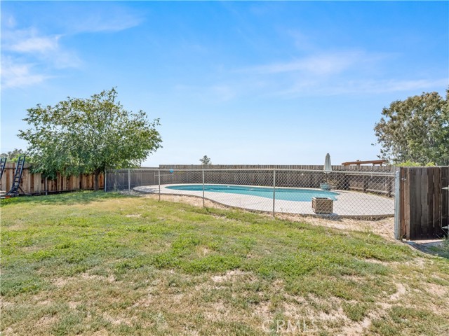 Detail Gallery Image 38 of 45 For 21784 Elmwood Rd, Madera,  CA 93638 - 3 Beds | 2 Baths