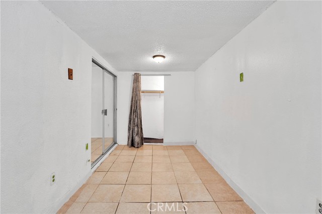 470 E Home Street, Long Beach CA: https://media.crmls.org/medias/5c339b35-385a-4509-a3d9-5beb874c1ba2.jpg