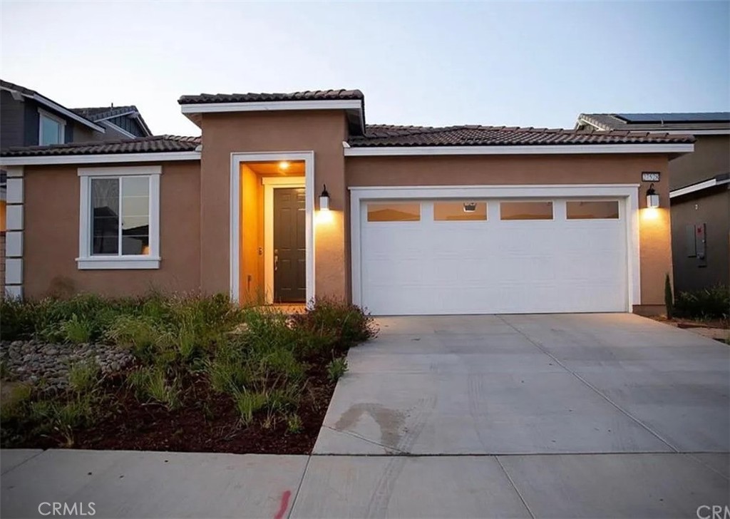 27528 Cloudy Peak