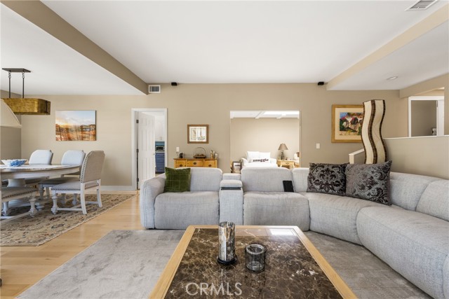 8009 E Eucalyptus Trail, Orange CA: https://media.crmls.org/medias/5c35484b-3835-4228-ad3d-e57b2a25cbaa.jpg