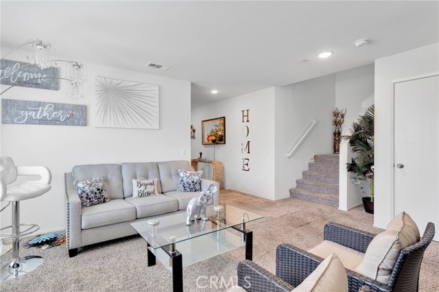 Detail Gallery Image 17 of 63 For 14482 Sweetgrass Pl, Victorville,  CA 92394 - 6 Beds | 2/1 Baths
