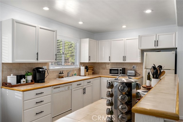 Detail Gallery Image 14 of 42 For 910 Clifford Dr, Almanor,  CA 96137 - 3 Beds | 2 Baths